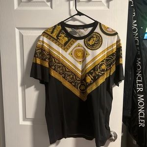 Versace men’s shirt good condition